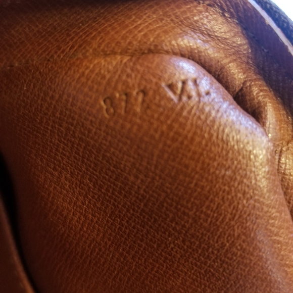 LV documents bag - Picture 2 of 9